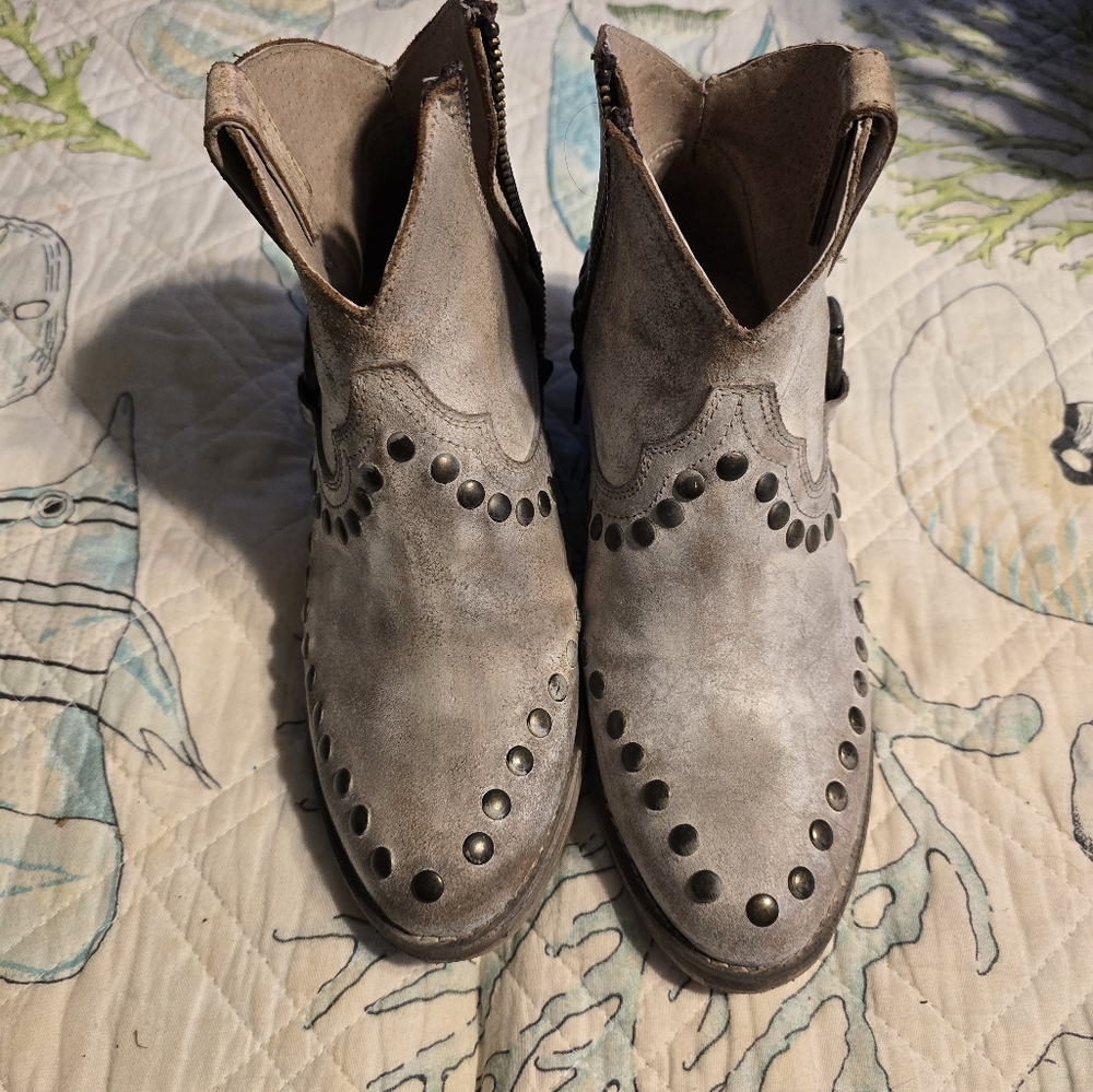 Circle G Honey Haircalf Harness And Studs Ankle Boot. New Without Box